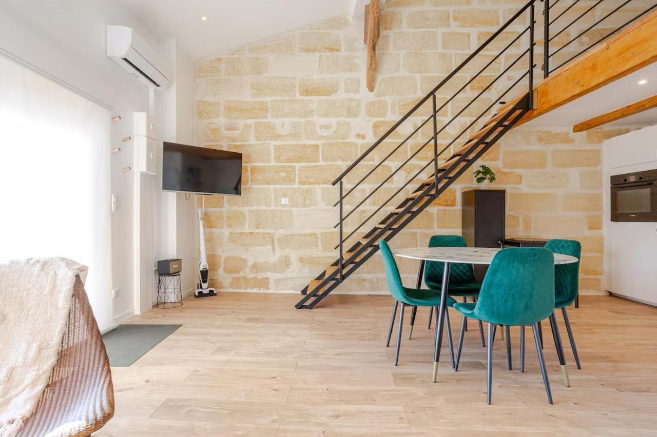 Guesthouse Les Maurins Saint-Sulpice-de-Faleyrens Exterior photo